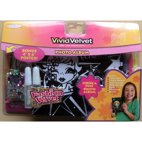 Vivid Velvet - Strike A Pose Photo Album